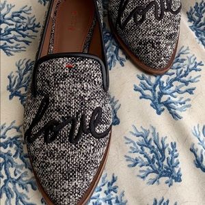 ED by Ellen DeGeneres Love flats